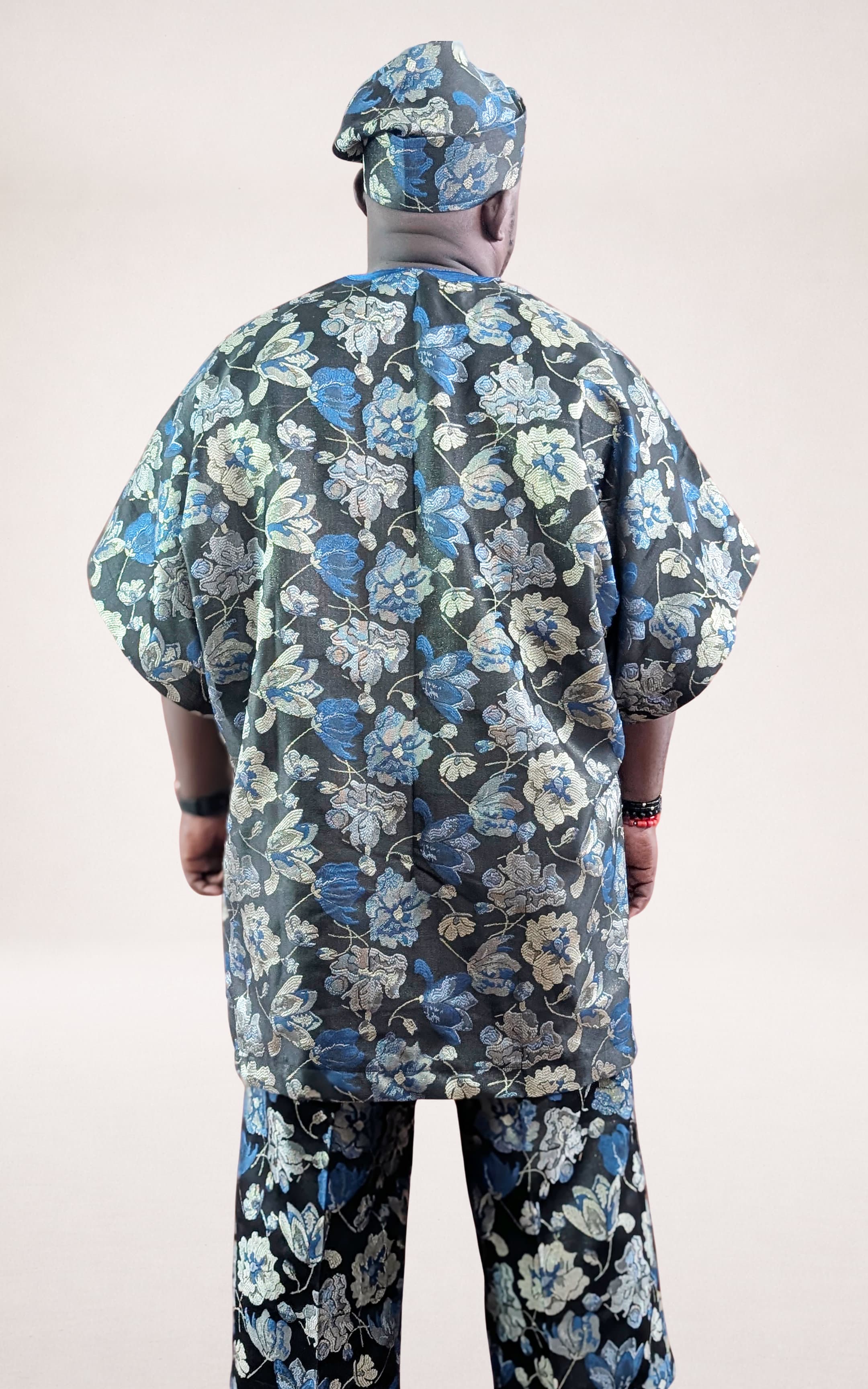 Blue Yoruba Agbada with Flower Patterns - page 7